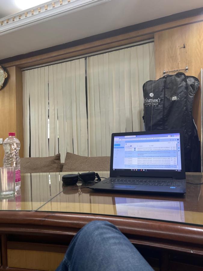 Hotel Krone A Family Hotel Near Igi Airport Delhi 뉴델리 외부 사진