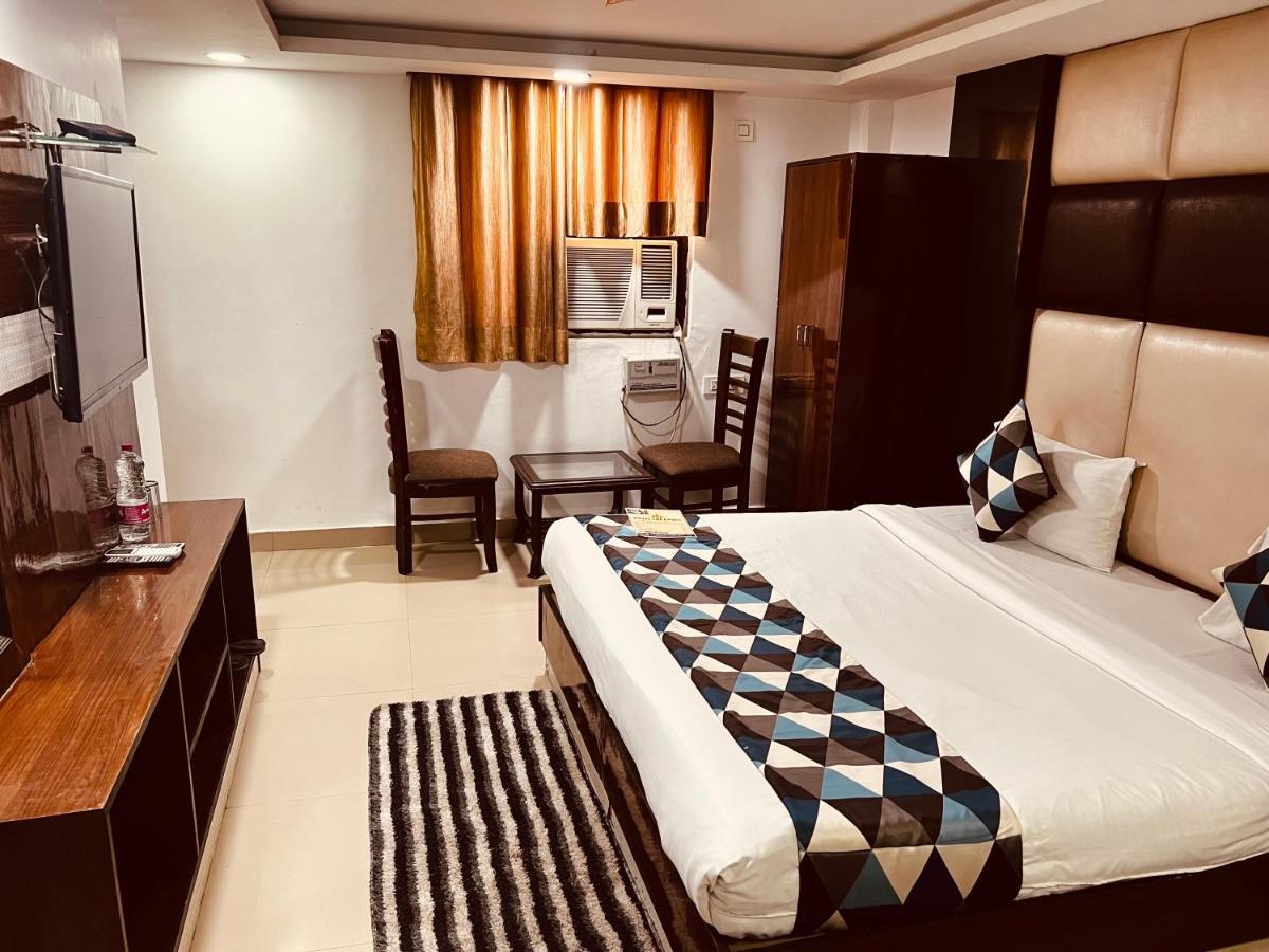 Hotel Krone A Family Hotel Near Igi Airport Delhi 뉴델리 외부 사진