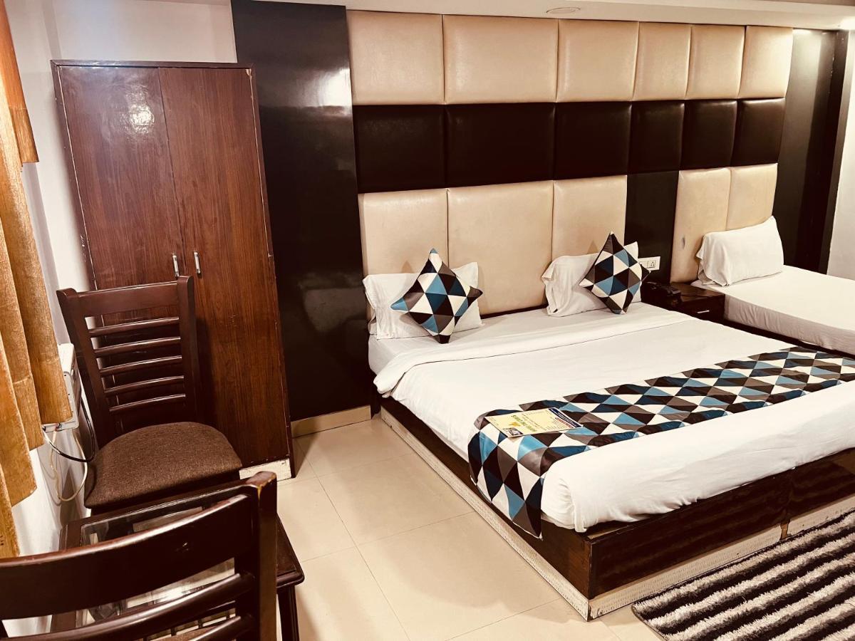 Hotel Krone A Family Hotel Near Igi Airport Delhi 뉴델리 외부 사진